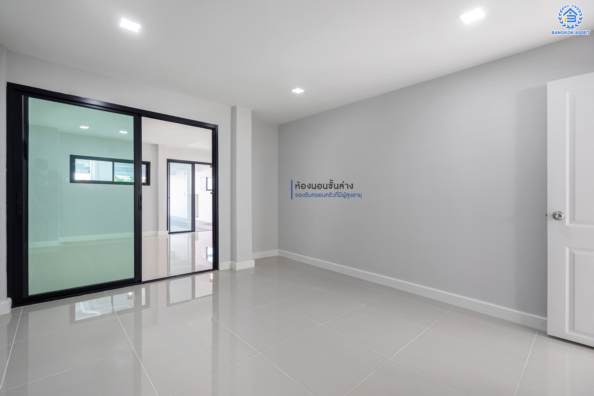 บ้านมือสองตกแต่งใหม่ ซอยวัดเวฬุวนาราม36 สรงประภา-ดอนเมือง บ้านเดี่ยวหลังใหญ่ เนื้อที่ 101 ตร.ว. ฟังก์ชัน 5 ห้องนอน 5 ห้องน้ำ 1 ห้องอเนกประสงค์ 1 ห้องรับประทานอาหาร 1 ห้องแม่บ้าน จอดรถได้ถึง 4 คัน บนทำเลดีที่สุด ใกล้สนามบินดอนเมือง ทางด่วน "ศรีสมาน" และรถไฟฟ้าสายสีแดง "สถานีดอนเมือง"